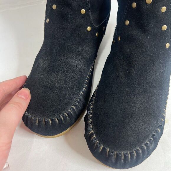 BC Footwear Women's Straight A's Black Suede Moccasin Boots Studded Size 9 - Picture 9 of 12